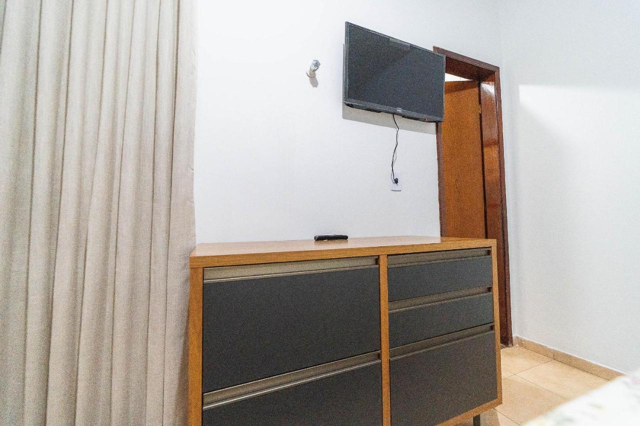 Apartamentos 2 Qtos C/Suite ,Cozinha Completa, Wi-Fi 1Giga, Jr Catito Brasília Buitenkant foto