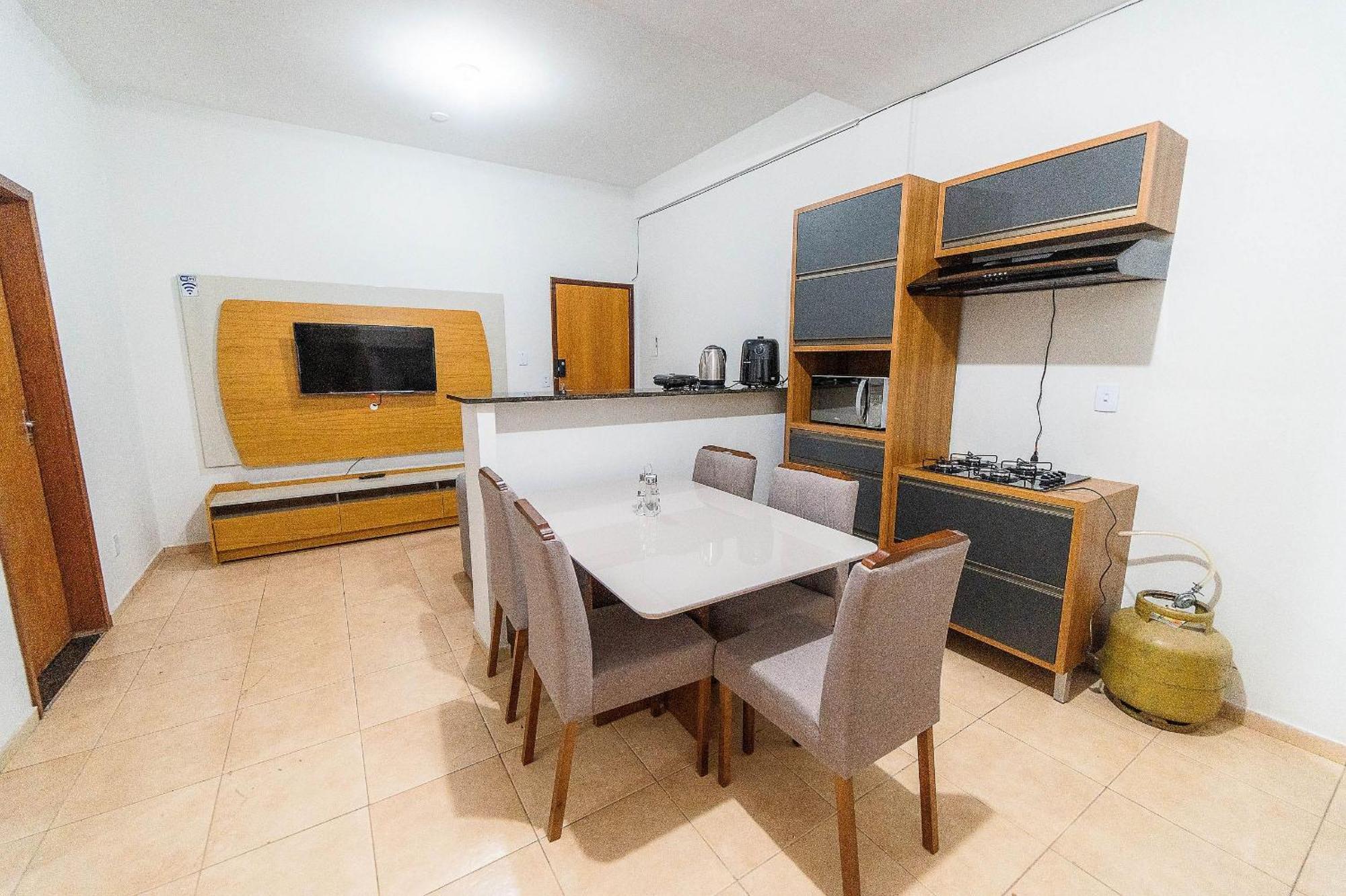 Apartamentos 2 Qtos C/Suite ,Cozinha Completa, Wi-Fi 1Giga, Jr Catito Brasília Buitenkant foto